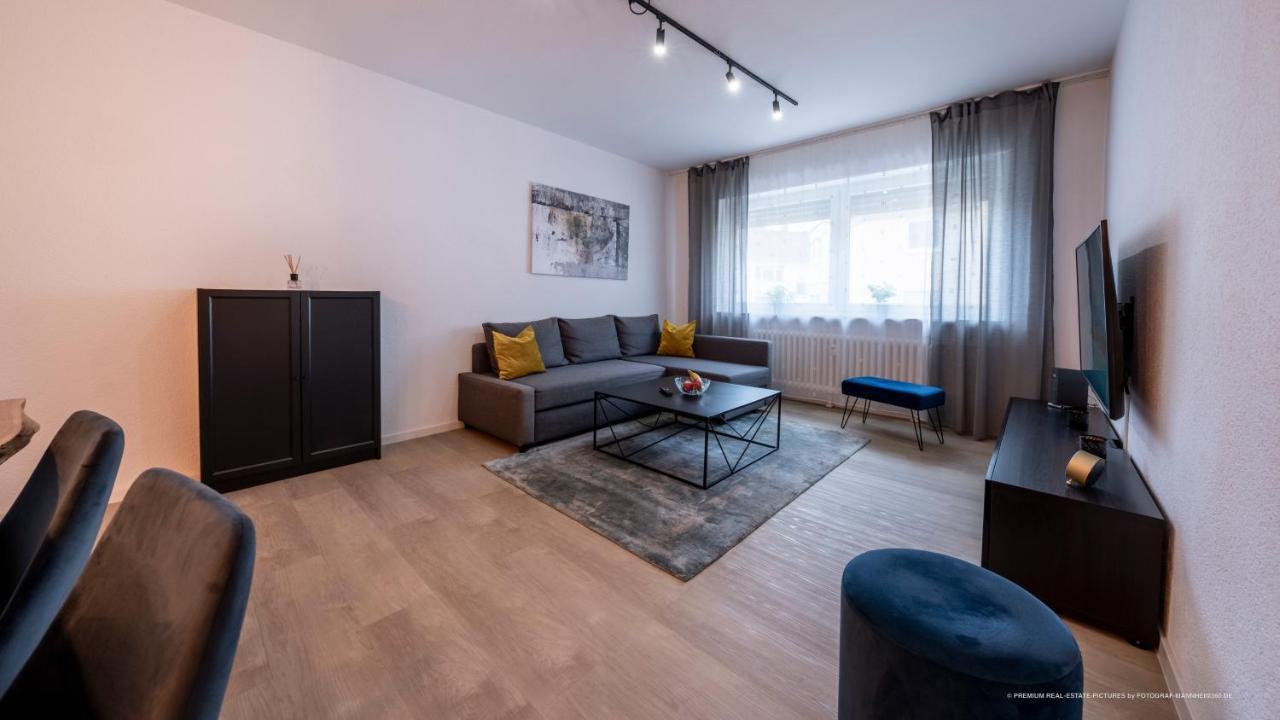 Flair: Stylisches - Netflix - Basf - Uni Mannheim Ludwigshafen am Rhein