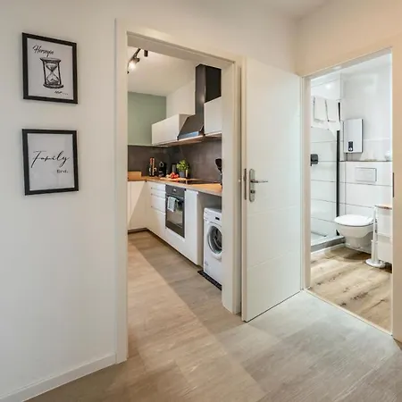 Flair: Stylisches Apartment - Netflix - Basf - Uni Mannheim Ludwigshafen am Rhein Exterior photo